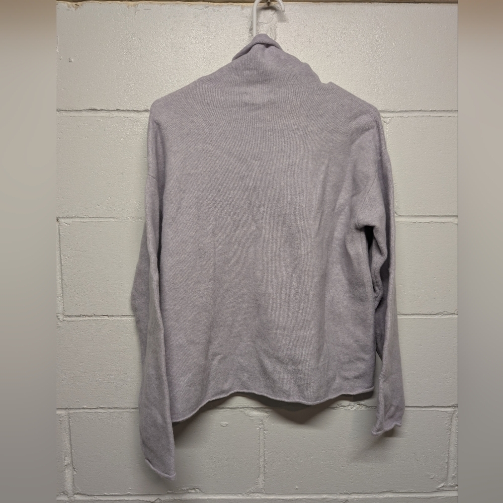 525 America Evereve (XS) Lavender Turtleneck Rollneck Pullover Sweater NWT - Picture 2 of 7